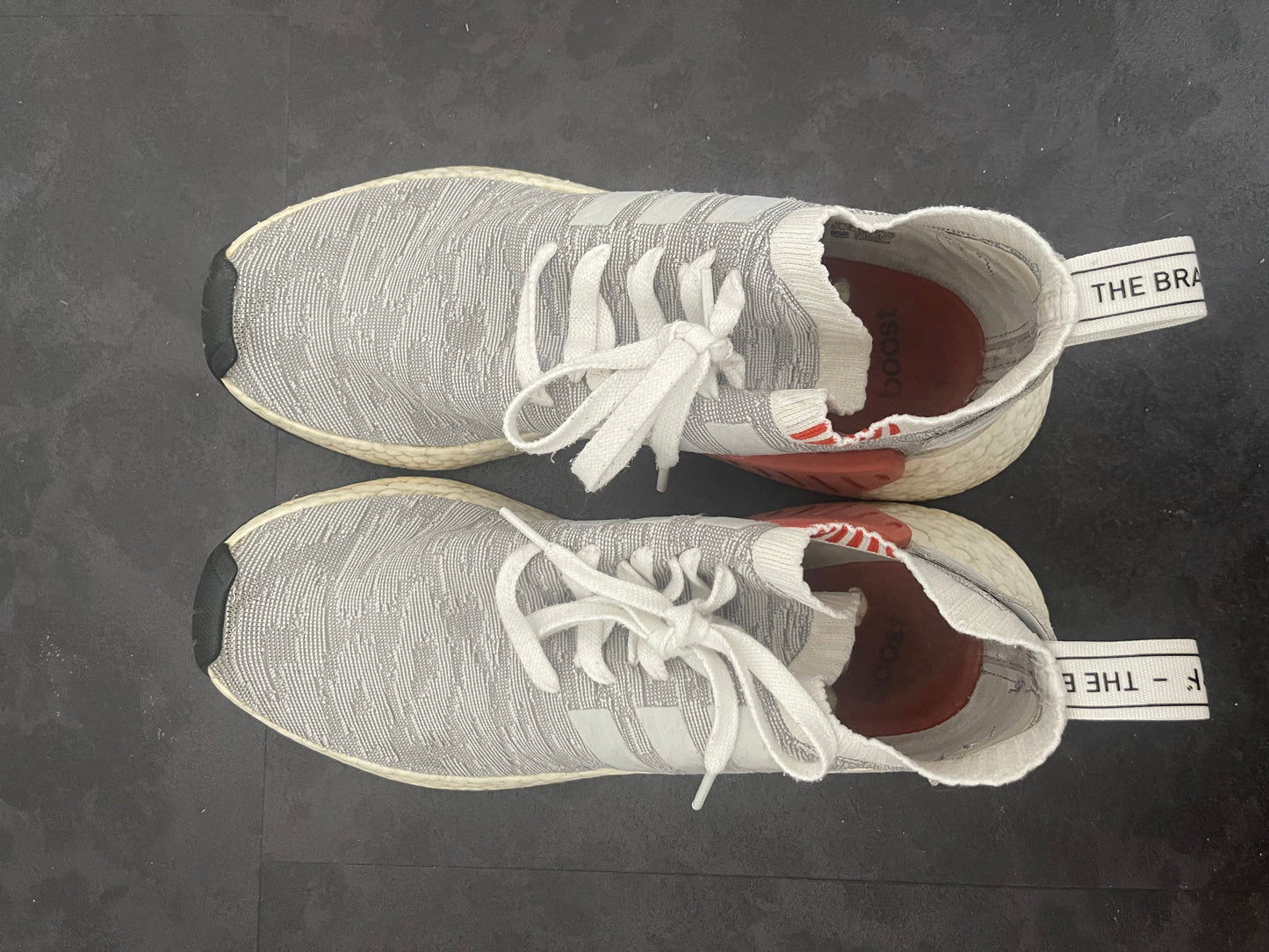 Extrem getragene Markensneaker | Schweiß & Fußduft pur | Für Krafttraining & Radsport | Blond & Curvy Original
