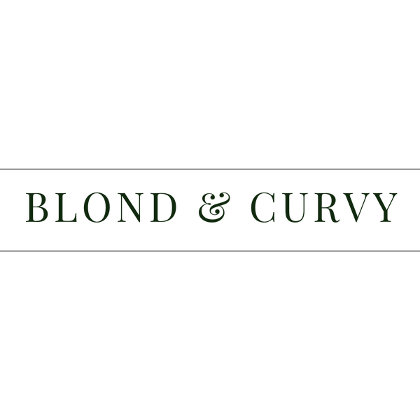 Blond & Curvy