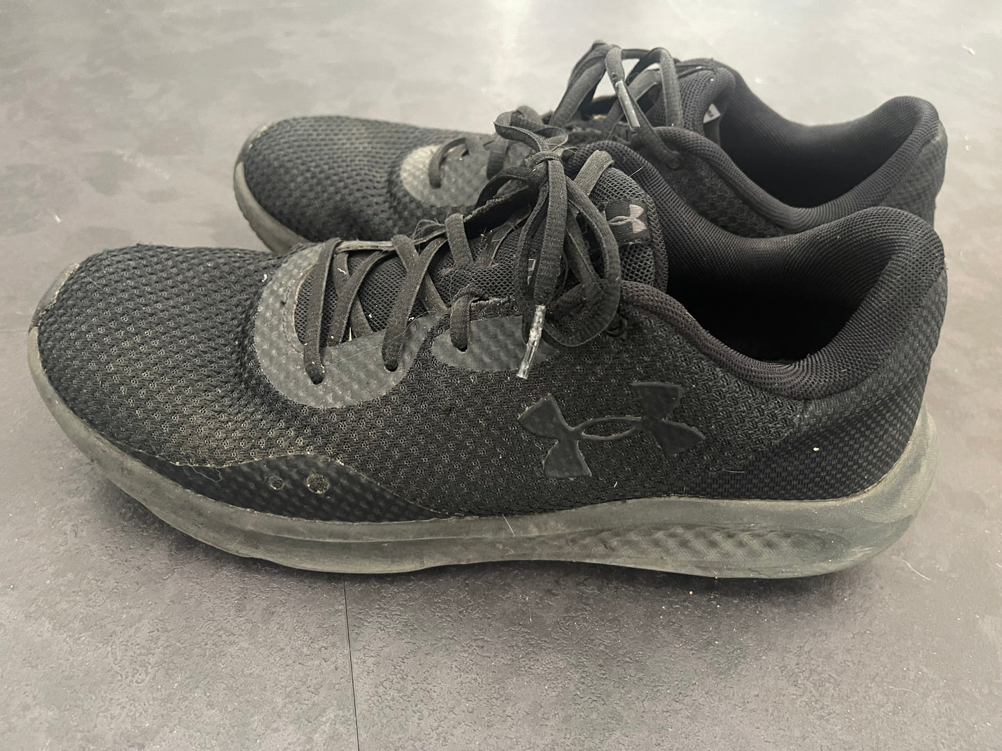 Getragene Sneaker mit intensivem Fußduft – Original getragen von Blond & Curvy | Wunschdauer wählbar | Wandern, Gartenarbeit, Alltag